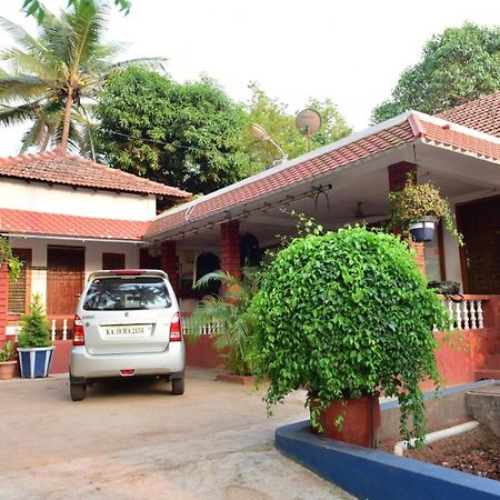 Runnin Airport - Homestay Gurpur Екстериор снимка