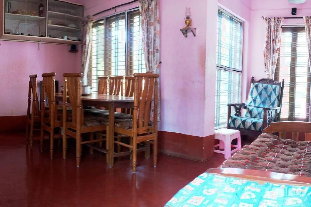 Runnin Airport - Homestay Gurpur Екстериор снимка