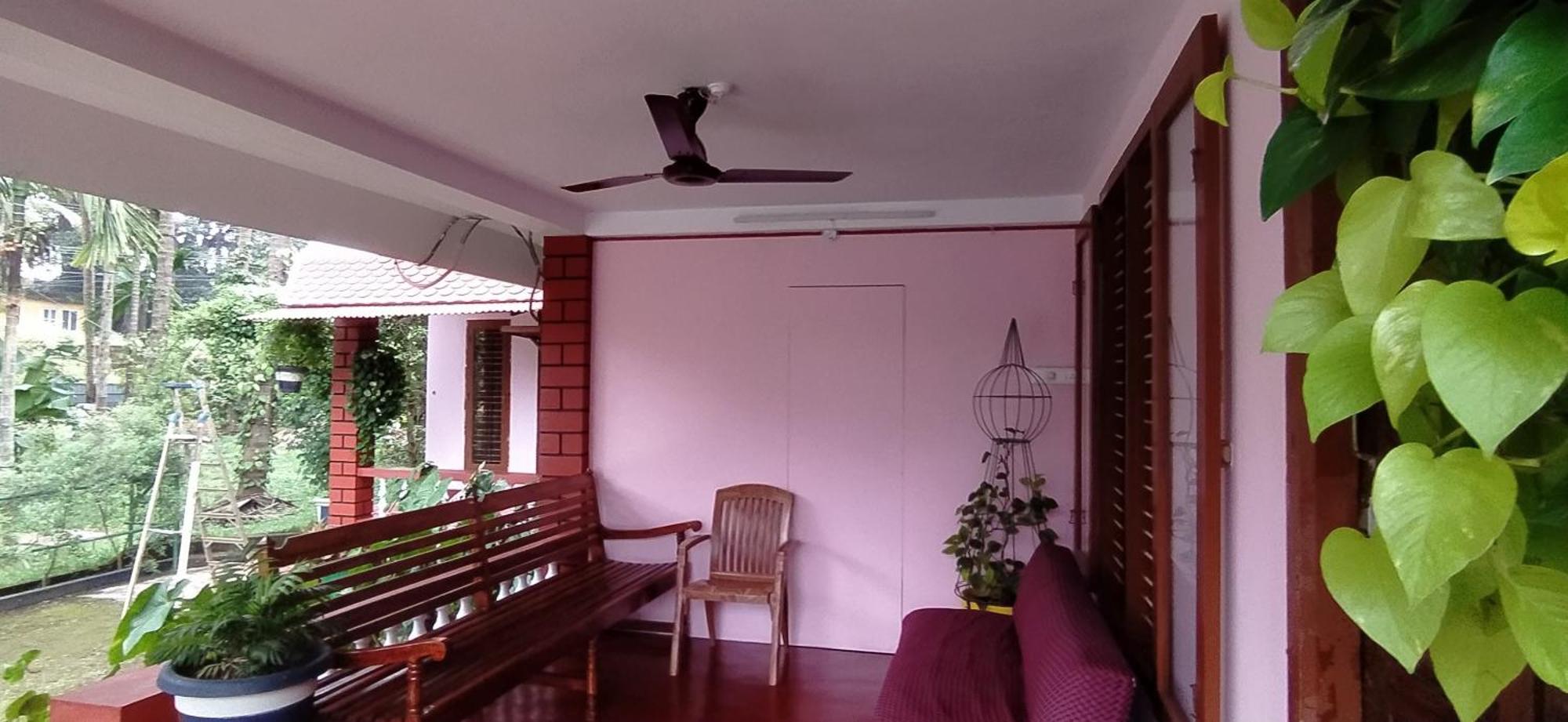 Runnin Airport - Homestay Gurpur Екстериор снимка